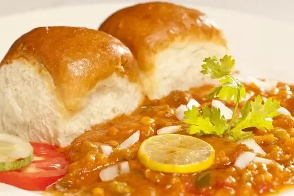 What Are Some Tips For Experiencing The Best Of Peúgo's Food Culture?